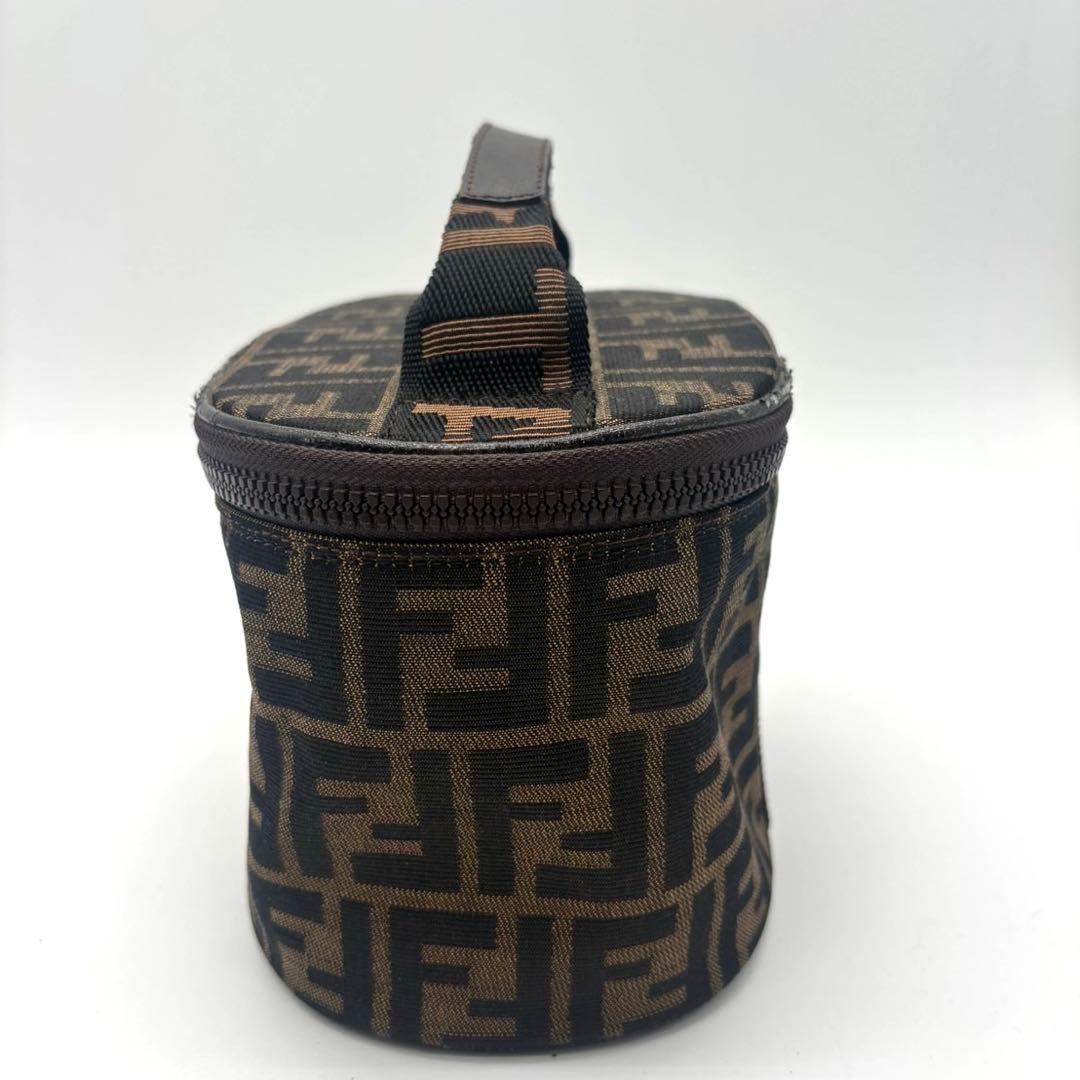 FENDI フェンディ バニティバッグ 化粧ポーチ ズッカ レザーレディース