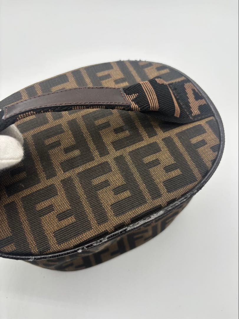FENDI フェンディ バニティバッグ 化粧ポーチ ズッカ レザーレディース