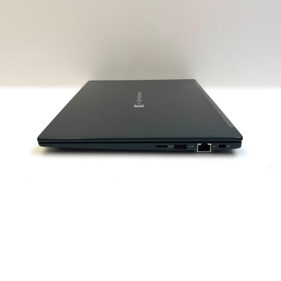 美品 dynabook G83/HU 8GB 256GB 無線マウス付属