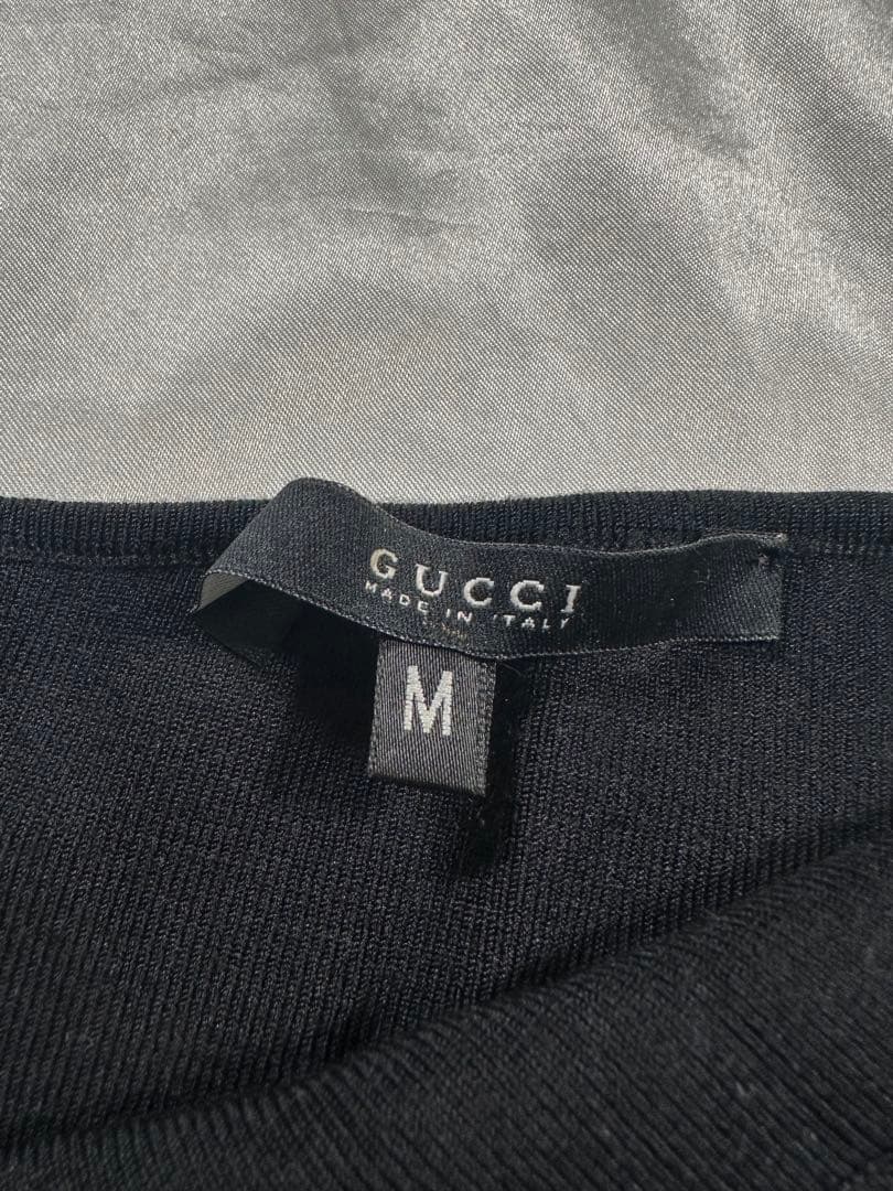 gucci グッチ　ワンショルダー　ニット　トップス