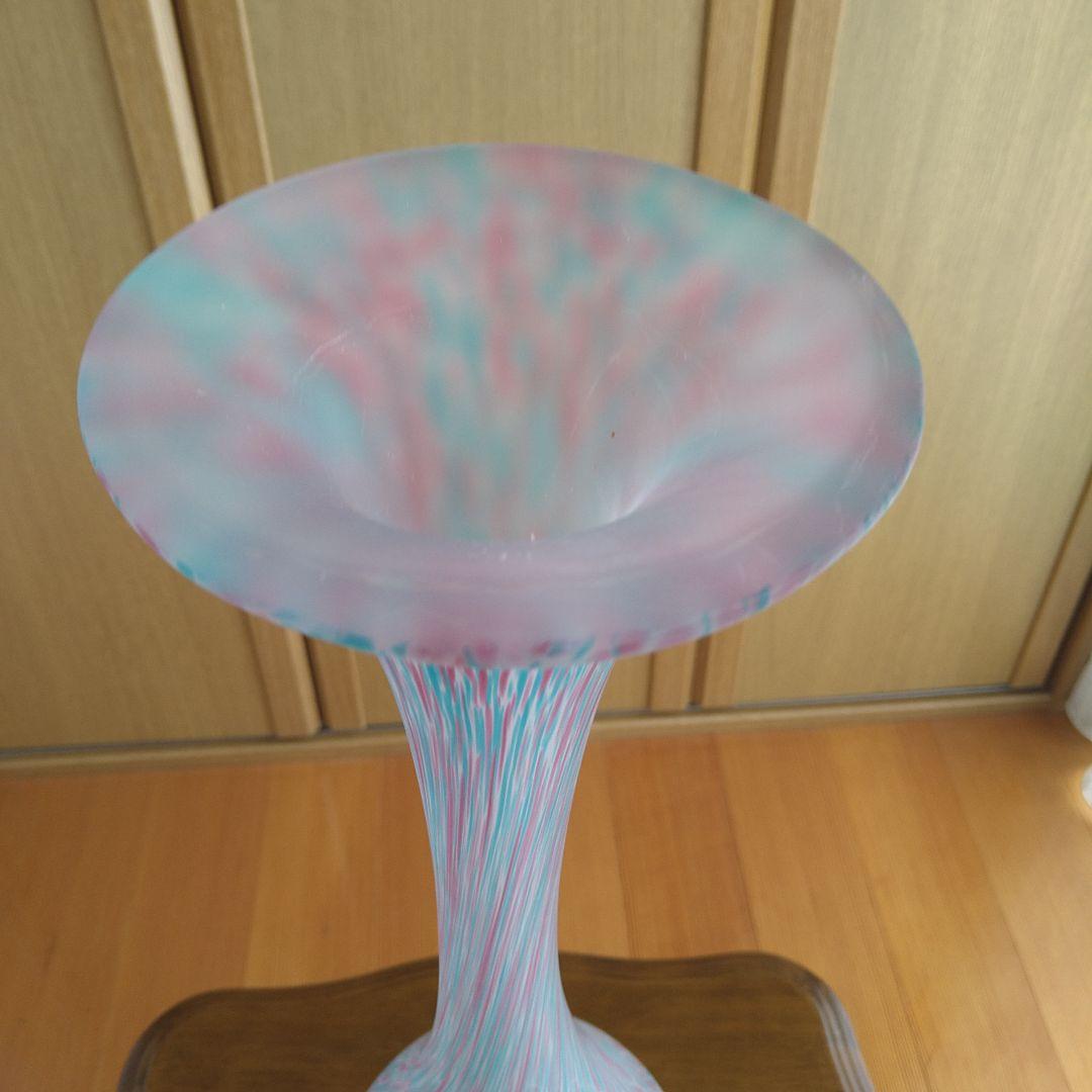 未使用　専用箱あり　ガラス製フラワーベース　花瓶　花器