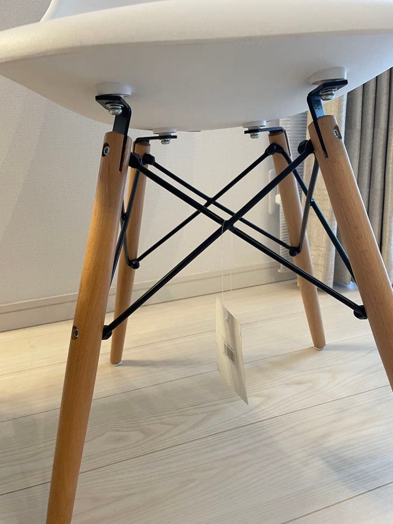 東谷（あづまや）　ルイスチェア　ホワイト