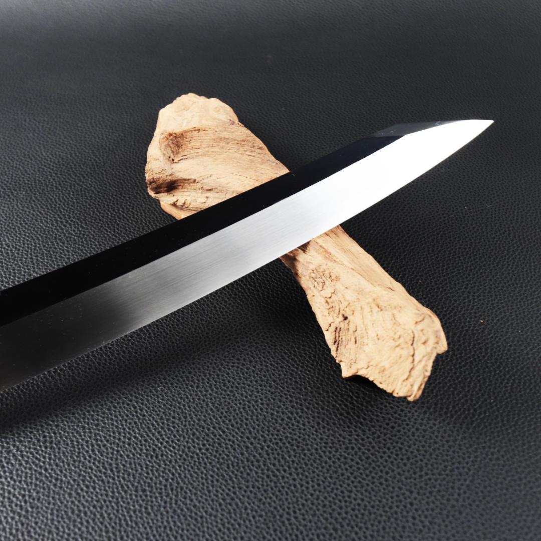 10974鬼反り切付包丁尺二鏡面仕上げ刺身包丁 刃は究極の切れ味黒檀黒水牛八角柄