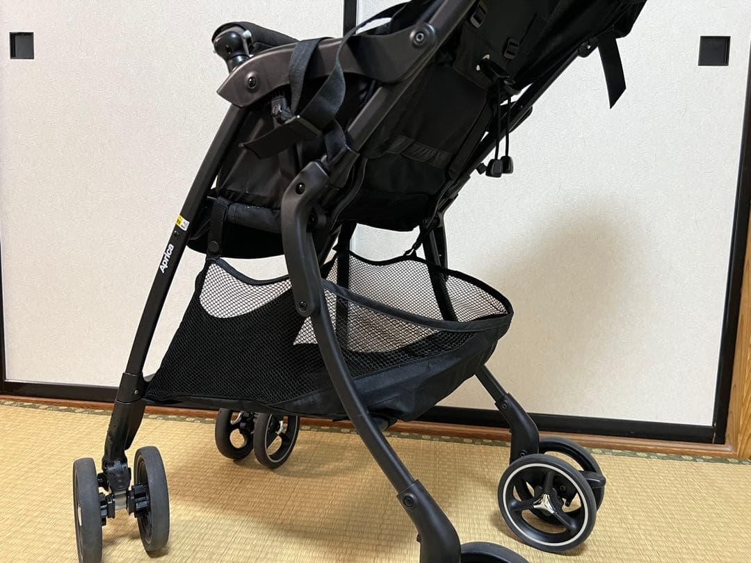 Aprica マジカルエアー フリー B型ベビーカー ブラック
