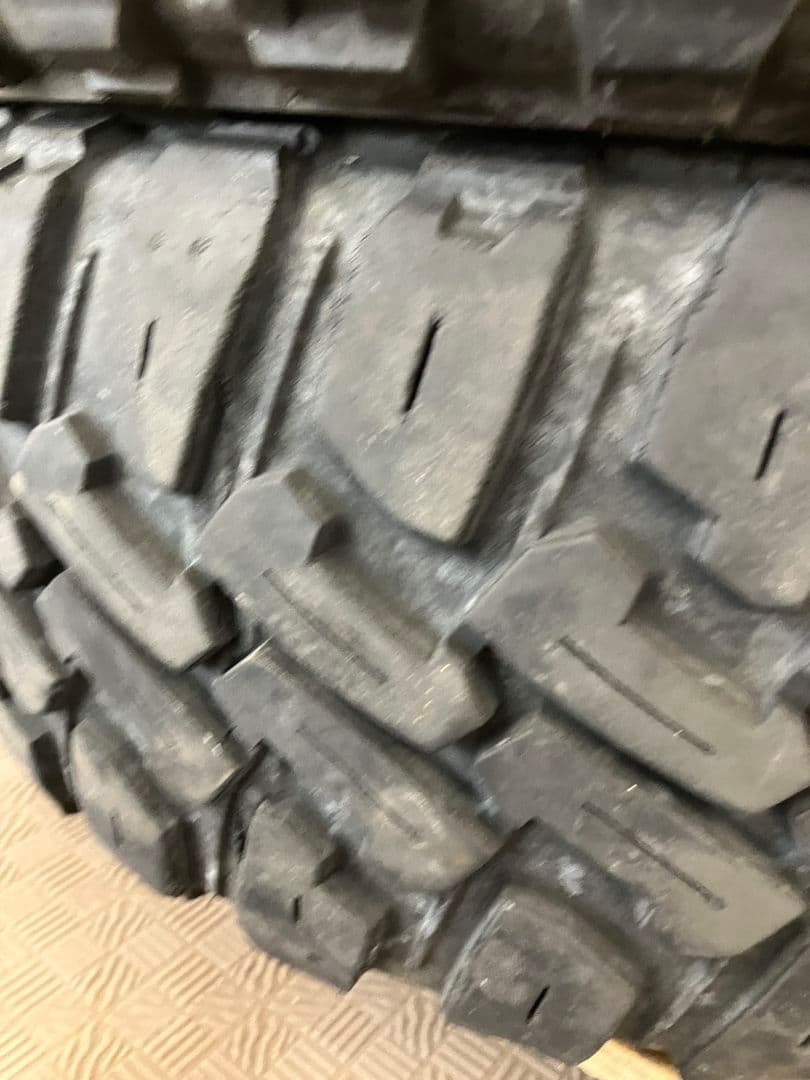 中古品　送料込　マッドスター　ゴツゴツタイヤ　U8ML 3714 0822　4本