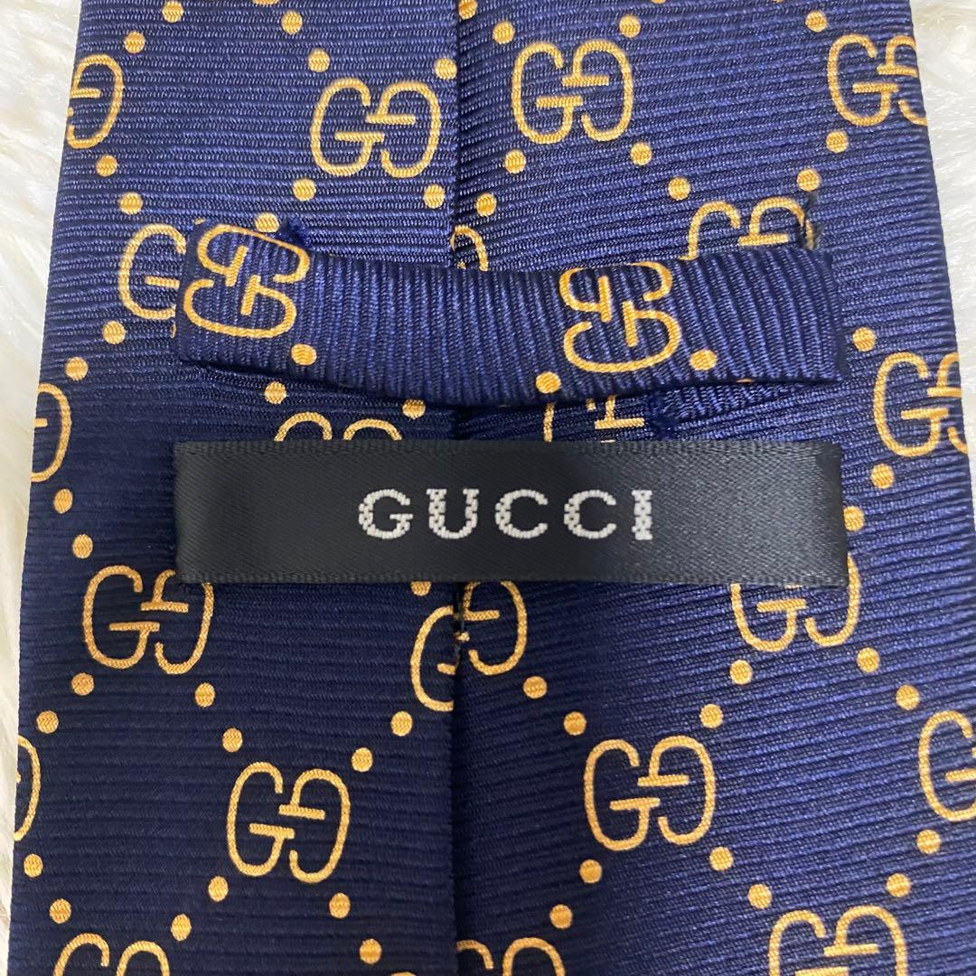 GUCCI ネクタイ GG柄 シルク100% ネイビー　ゴールド　GUCCI
