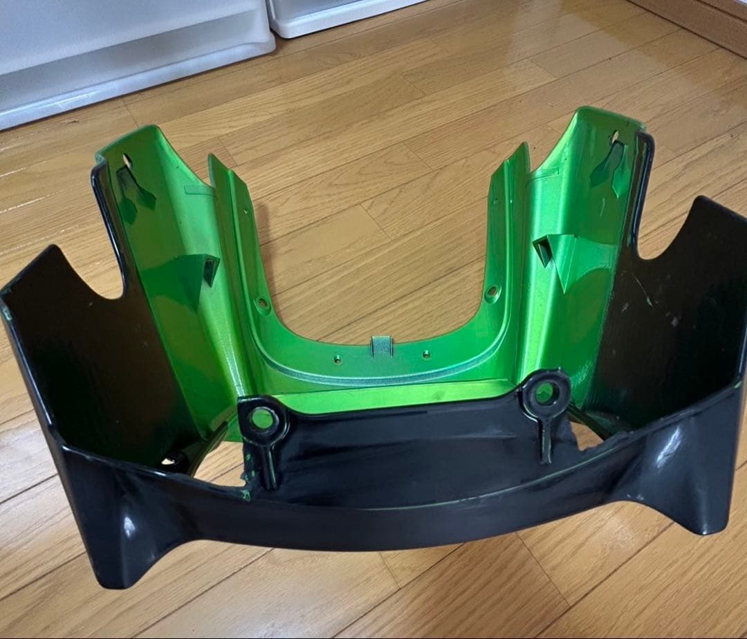 ★ZRX1200ダエグ★アッパーカウル★スモークスクリーン付き★