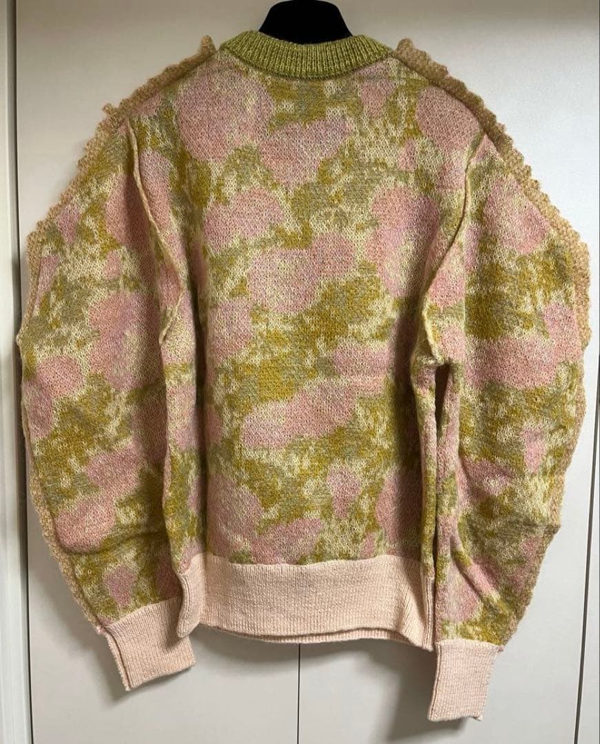 TOGA コラボ花柄ニットセーター ピンクとグリーン