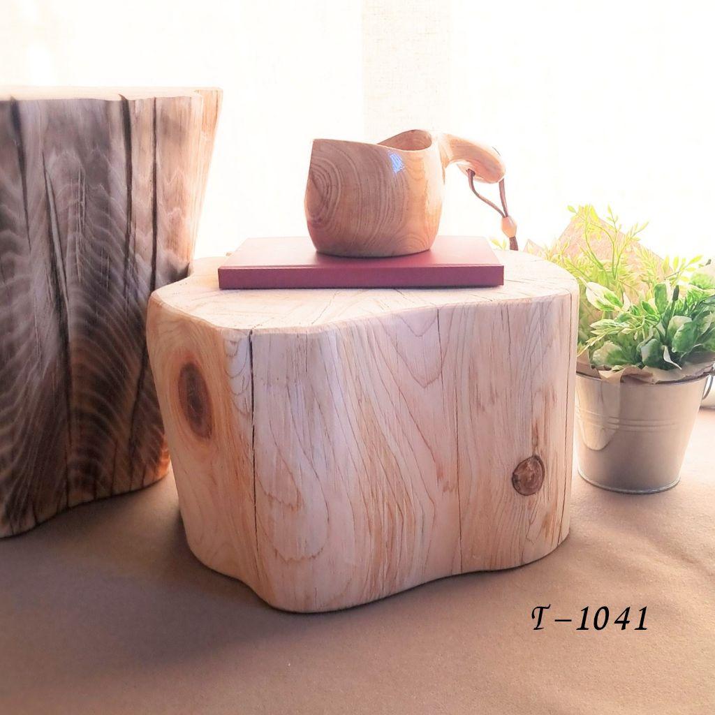 【セール品】節のあるナチュラルウッドの切株テーブル 木の温もりとひのきの香り