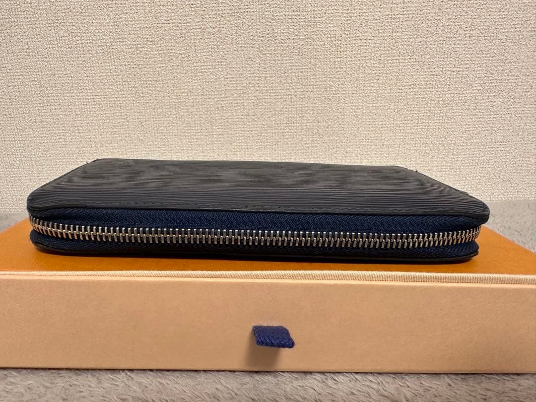 ルイヴィトン エピ ジッピーウォレット 長財布 アンディゴブルー