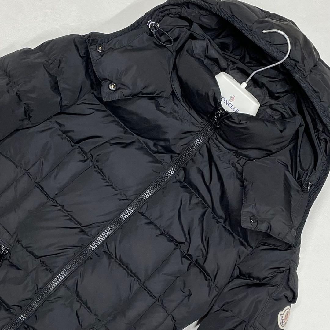 美品 MONCLER モンクレール CHARPAL シャーパル ダウンコート