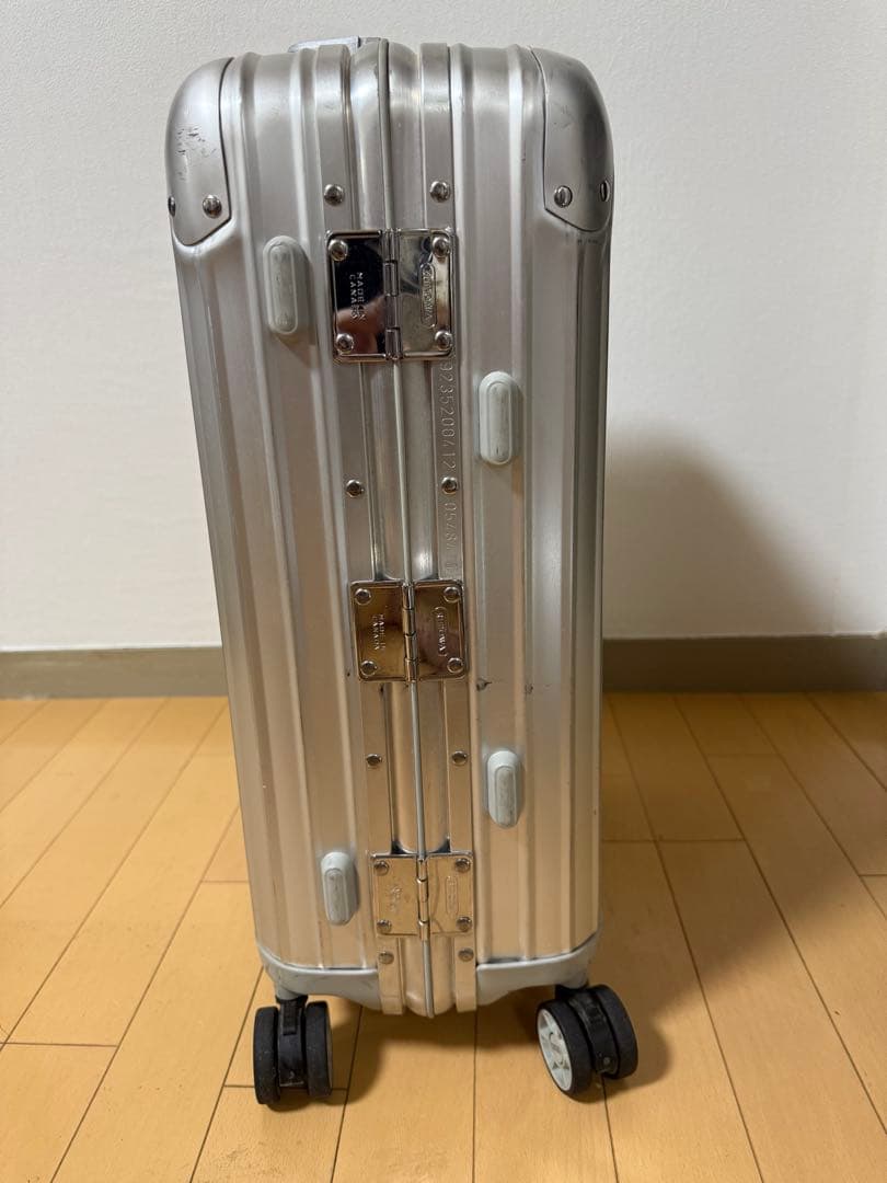 リモワTOPAS トパーズ32L 機内持ち込み4輪TSAロック