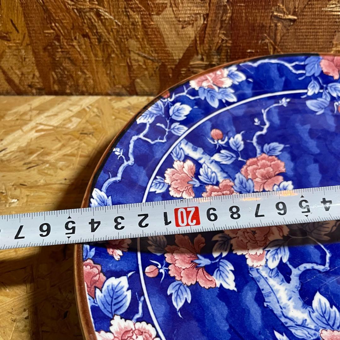 豪華 大皿 飾り皿瑠璃地 牡丹花図 大皿 約25cm濃紺地色絵 銘なし