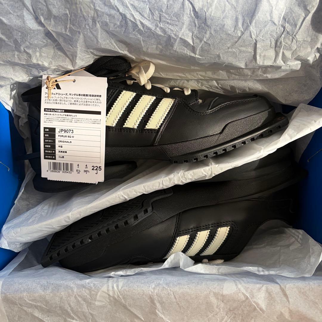 ★新品未使用★adidas FORUM SQ W Cubism 黒 22.5