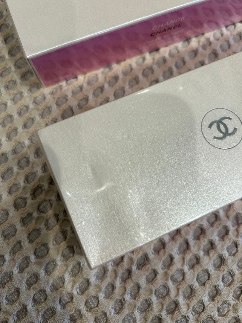 CHANEL チャンスシマリングジェルトリオ　2箱