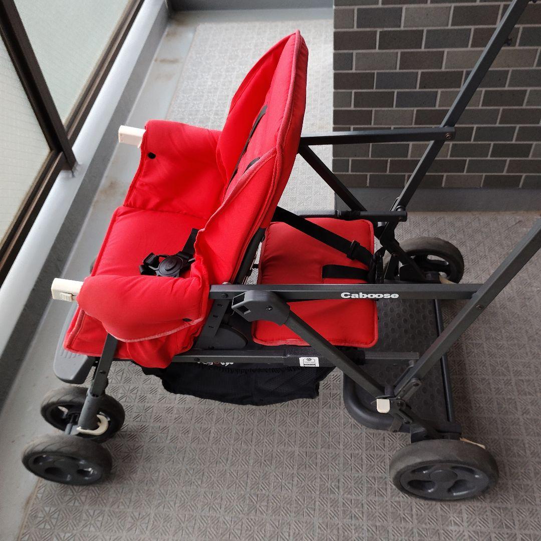 Joovy Caboose Graphite 814X赤い2人乗りベビーカー4輪