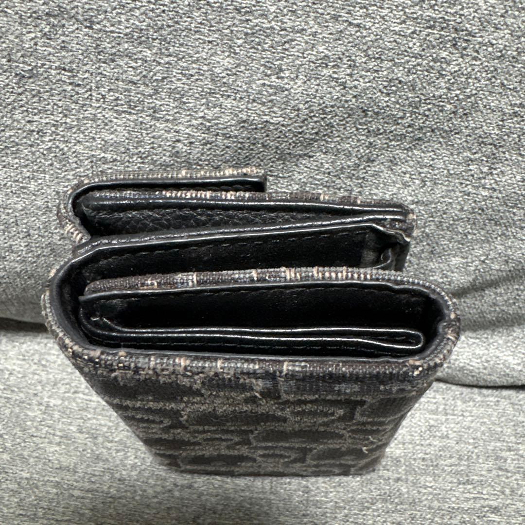 ディオール　三つ折り財布