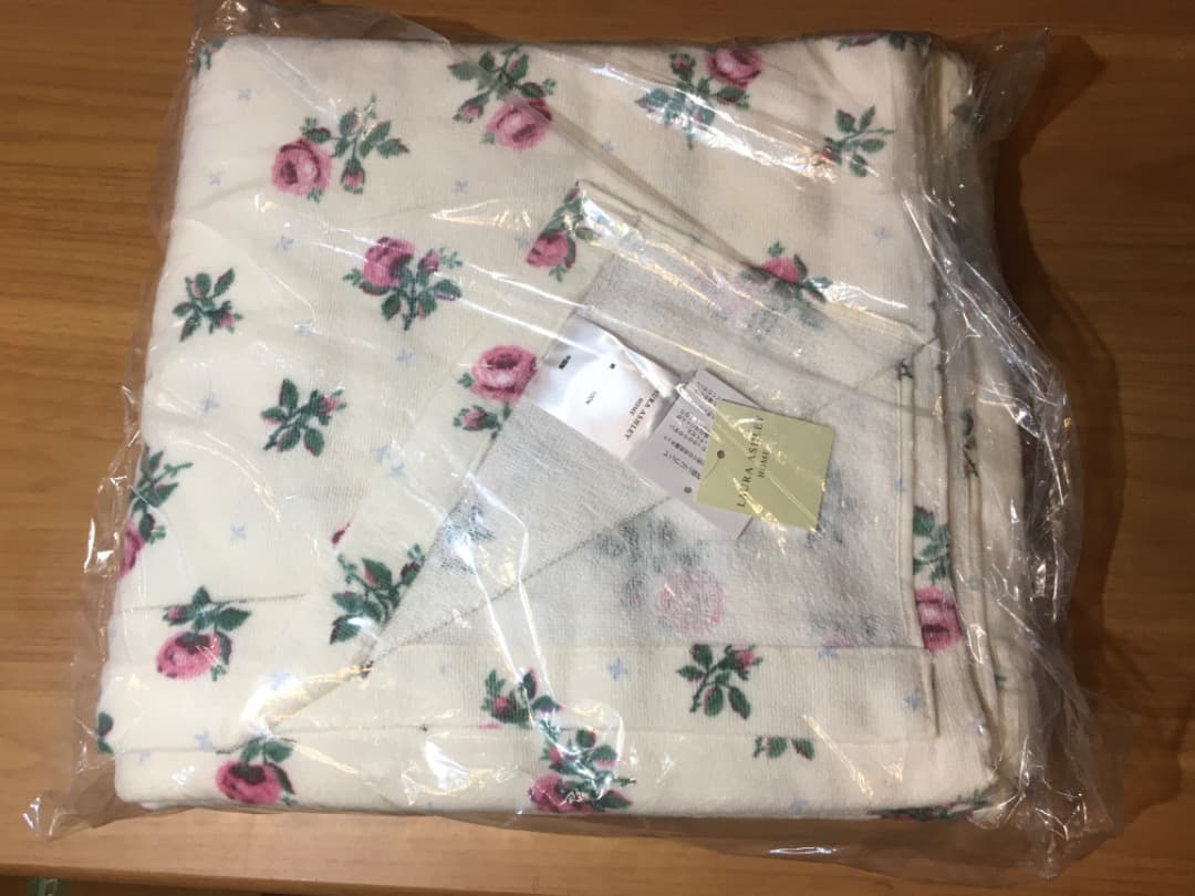 ○ローラアシュレイ　ピピン/プラム　タオルケット　シングル 未使用品