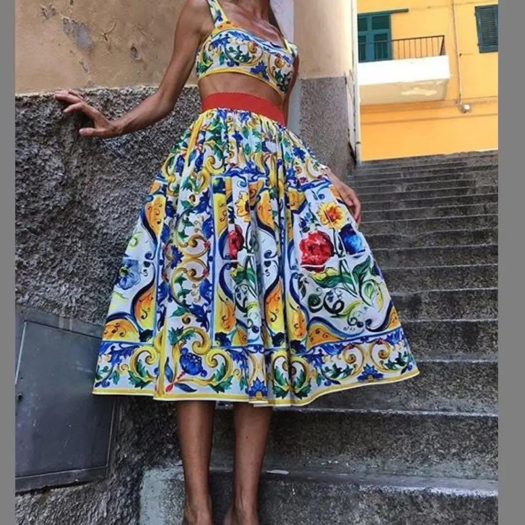 DOLCE & GABBANA 花柄スカート