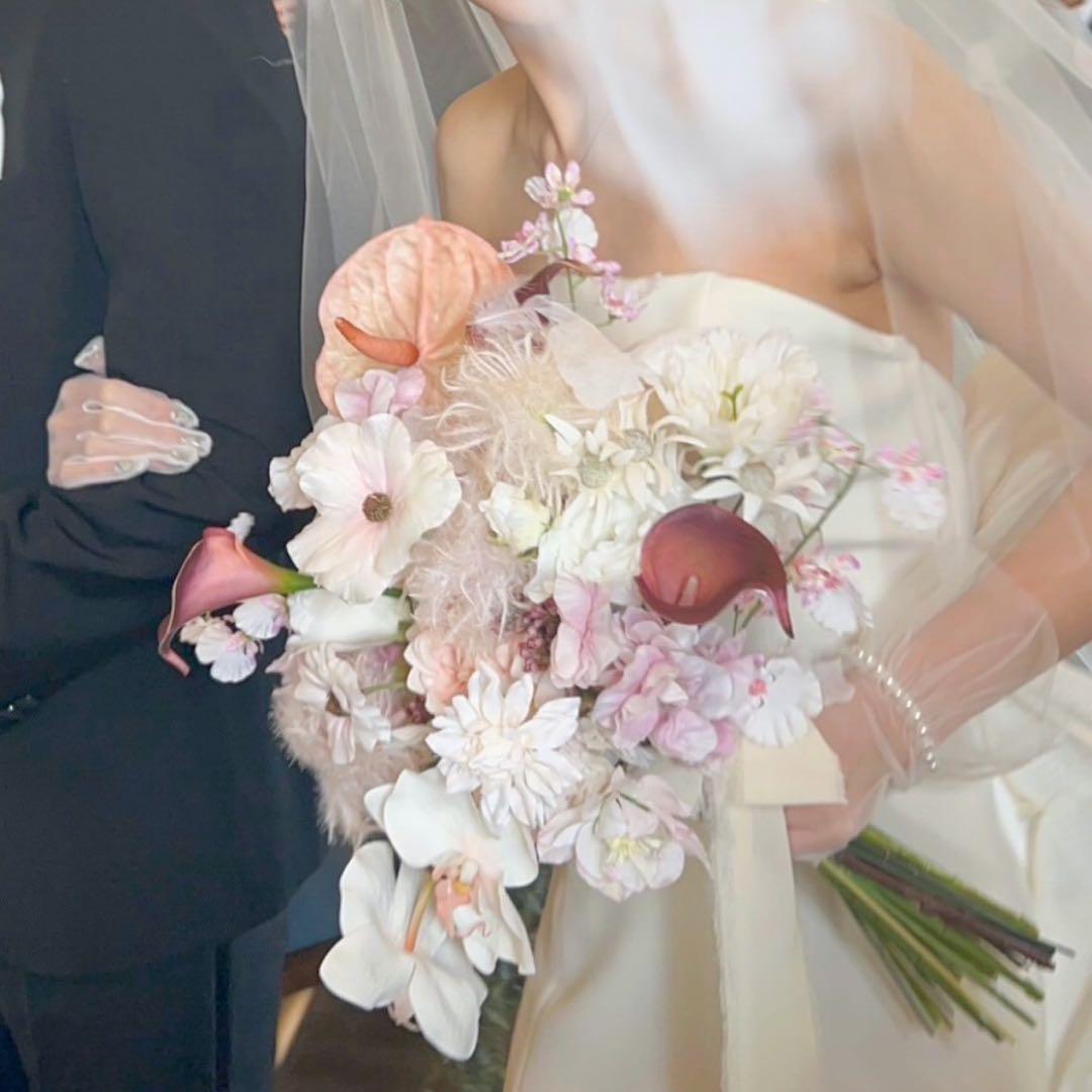 アーティフィシャルフラワー　ブーケ　ブートニア　ぴょんぴょんブーケ