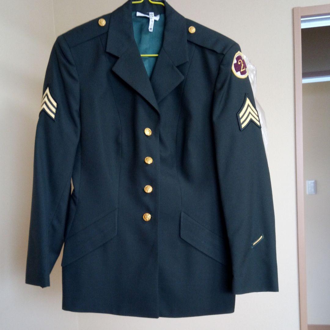 ハロウインにいかがでしょうか? US ARMY E-5 女性 制服ー式 中古
