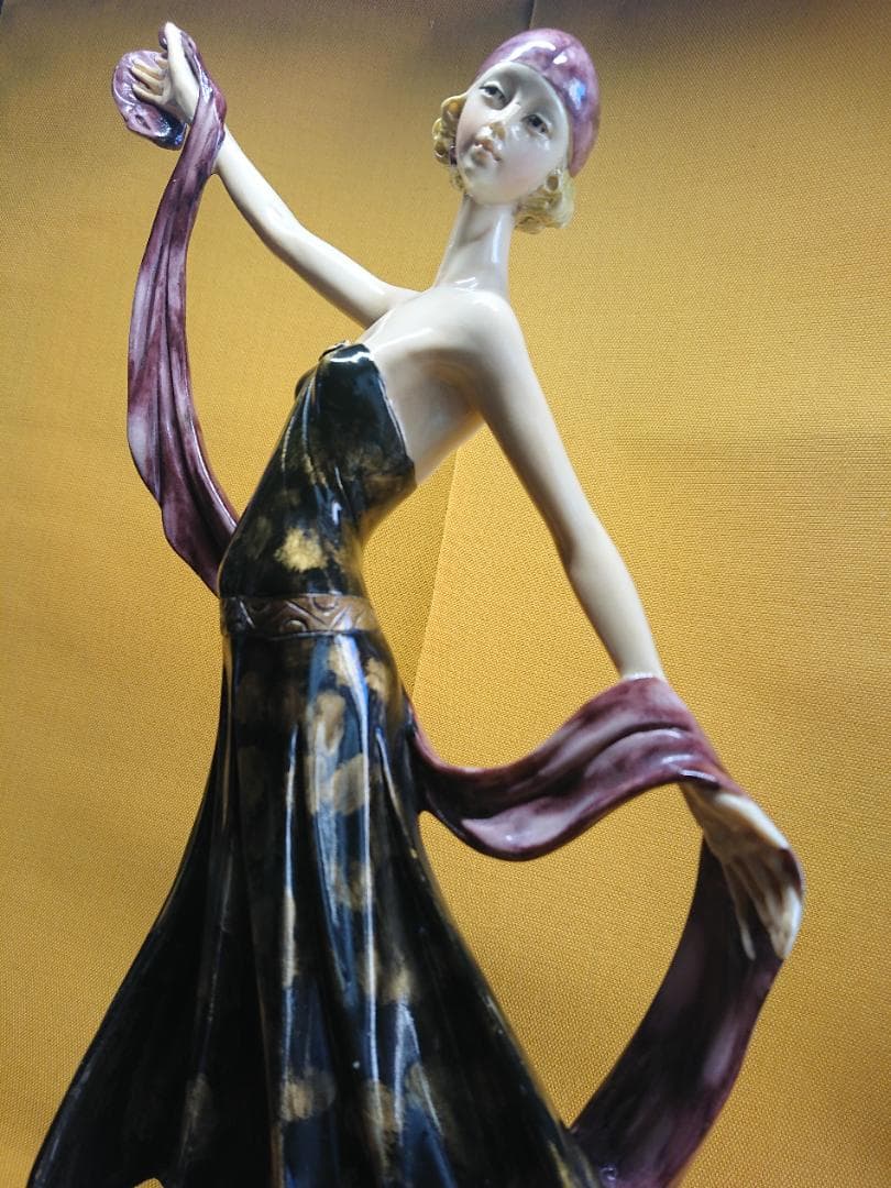 【美品】西洋美術　人形　ヨーロッパ　置物　インテリア　工芸品　美術品　A2768