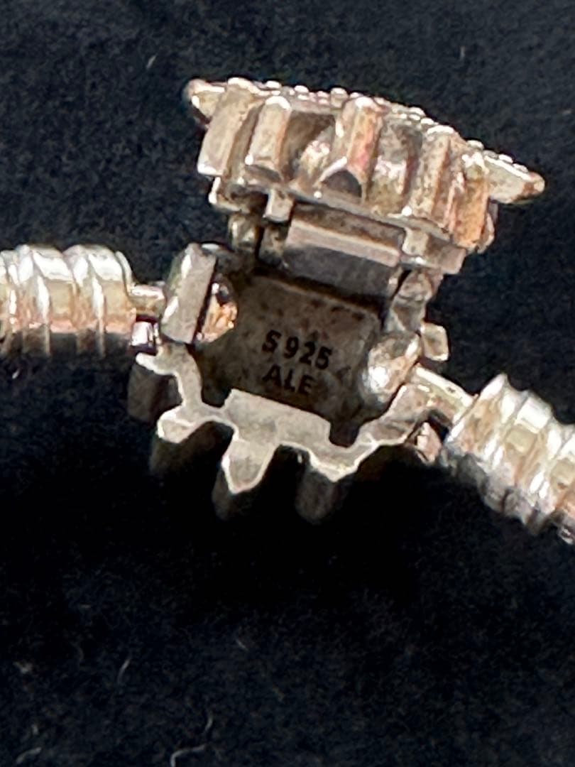 Pandora バングル ブレスレットチャーム付き17cm