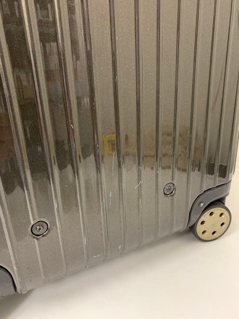 RIMOWA リモワ 47Lサル サデラックス ４輪