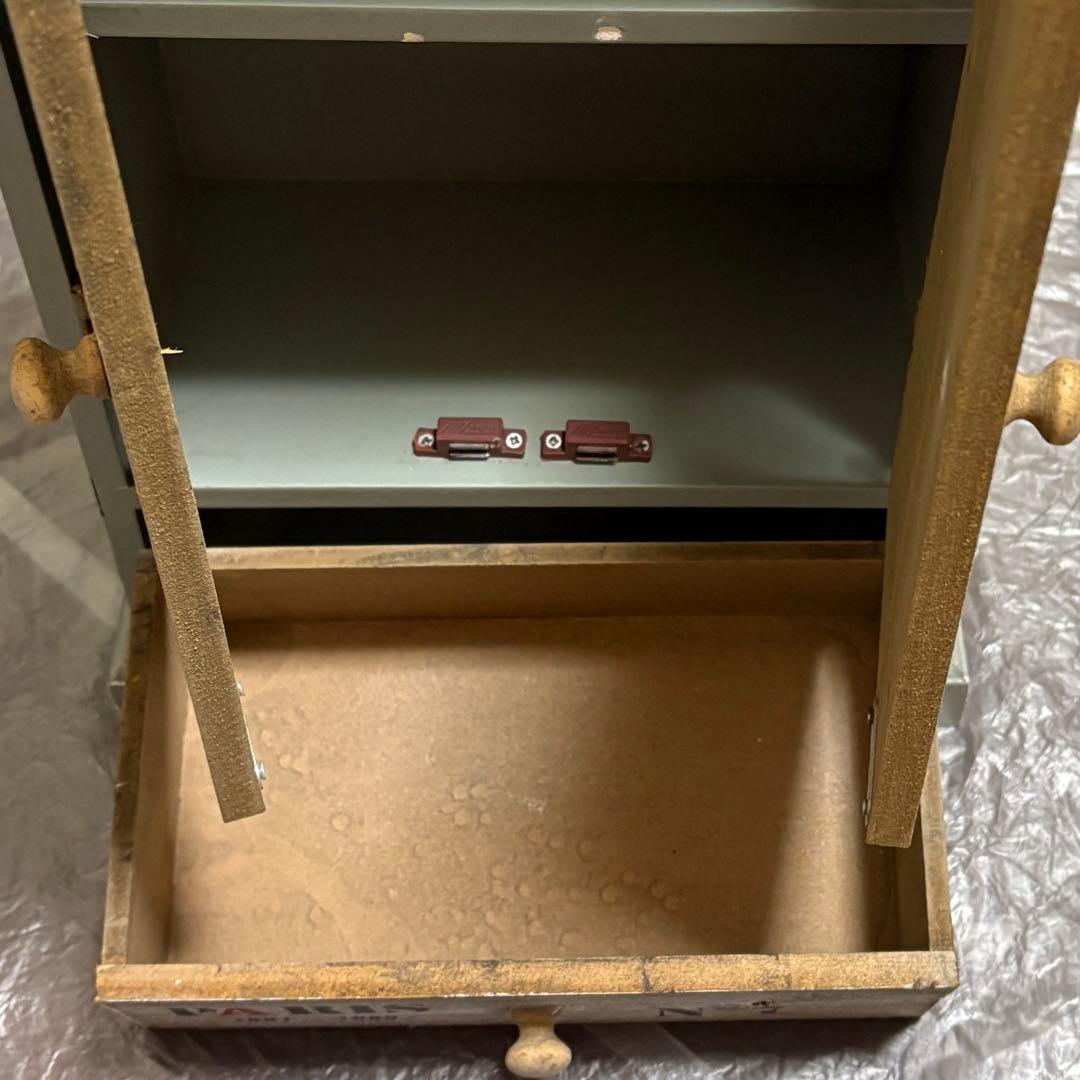 LOFT DESIGN PARIS 棚 インテリア