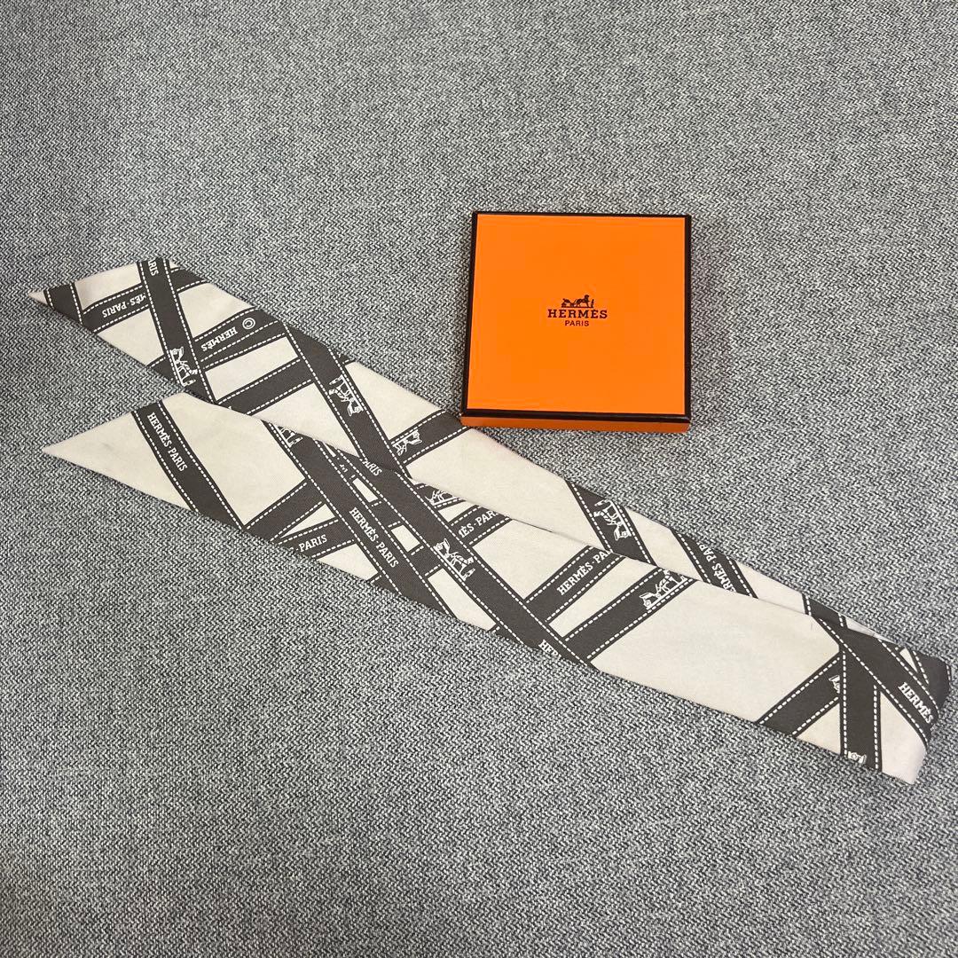 HERMES ストライプ シルクスカーフ 箱付き