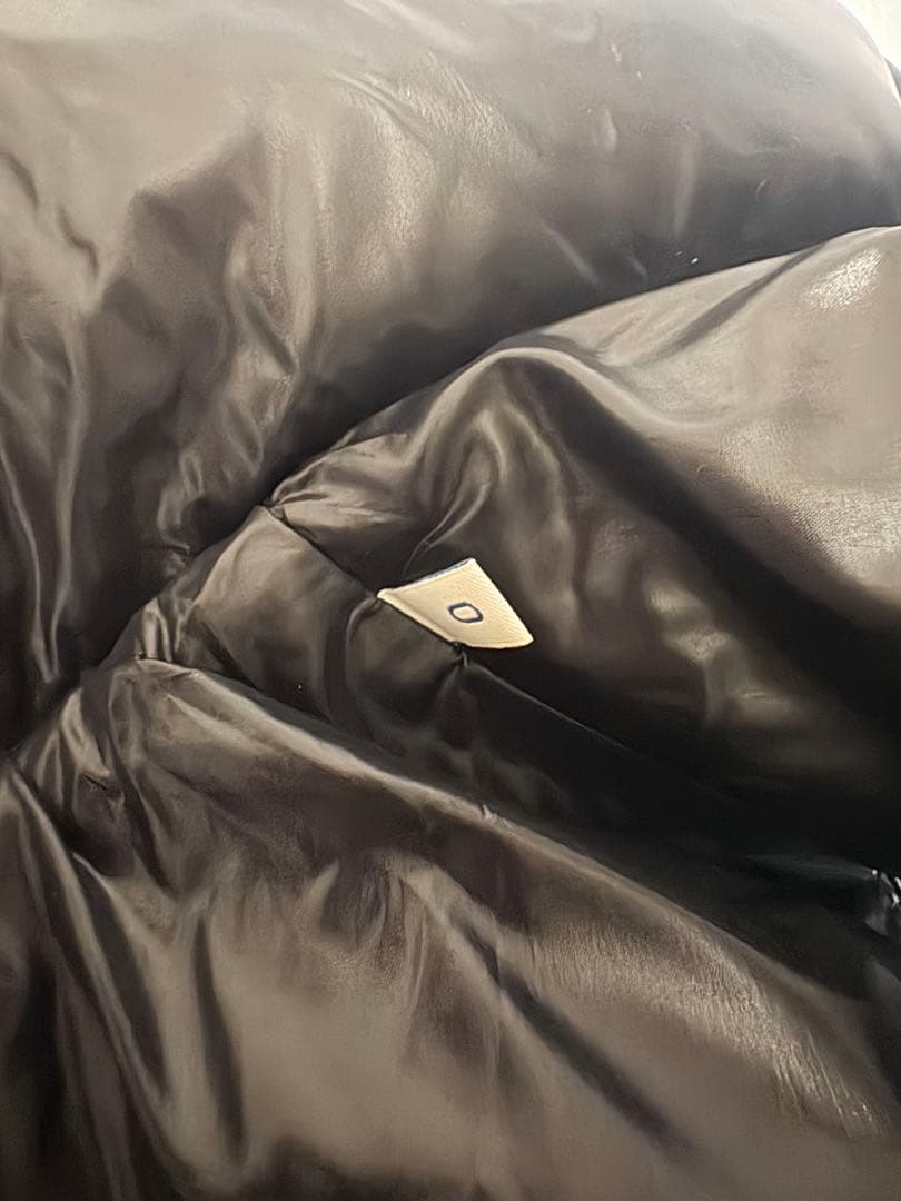 MONCLER ブラック ダウンジャケット s ※2/2-4発送不可