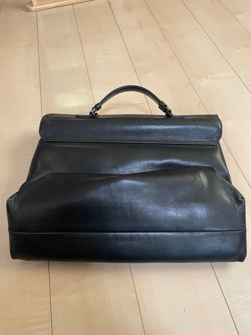 良品⭐︎正規品⭐︎ボッテガ ヴェネタ 黒色 ビジネスバック　激安！定価の９割引き！