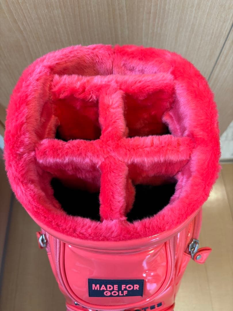 【パーリーゲイツ】エナメルキャディバッグ