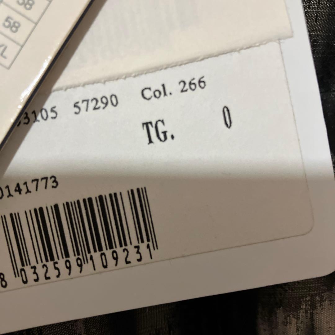 エゴイスト。MONCLER ダウンジャケット ブラック・ホワイトタイダイ柄