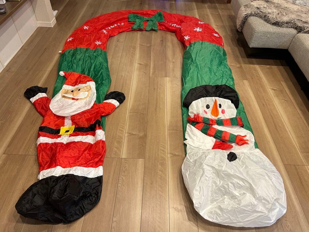 値下げ！クリスマス サンタクロース 雪だるま 自動風船 ライト付き