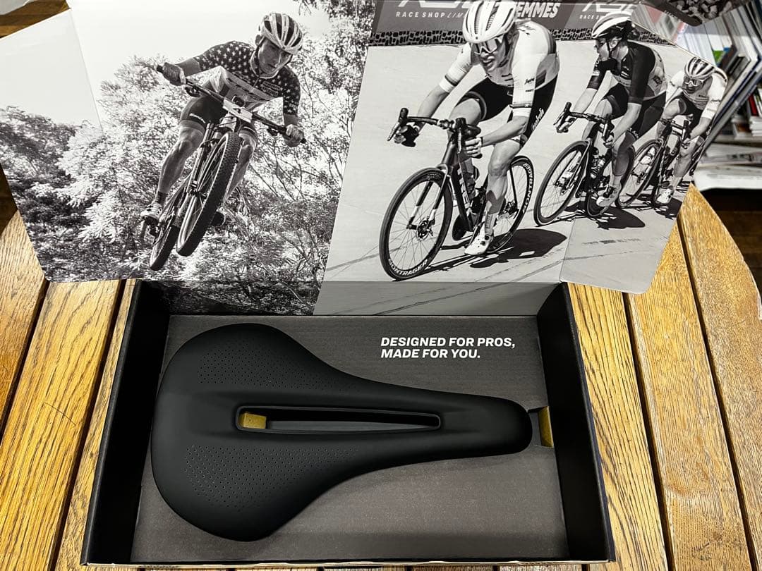 トレック　RSL サドル　145mm