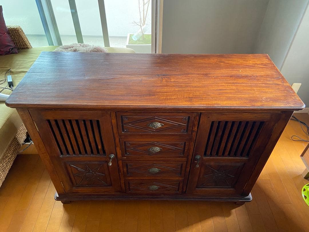 木製ヴィンテージキャビネット　アジアン風　サイドボード