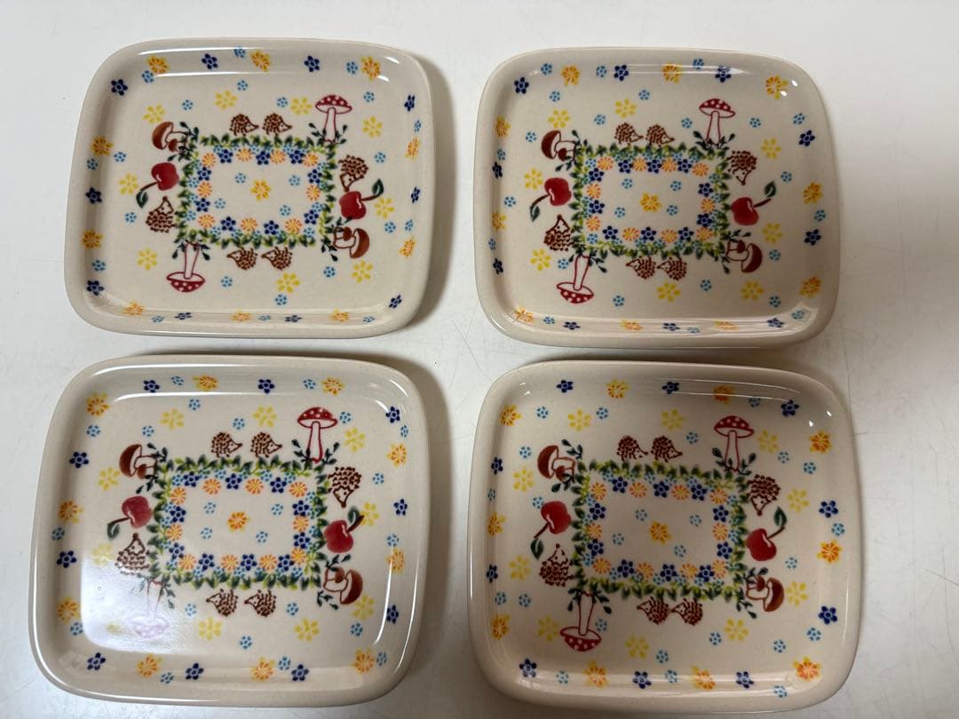 ポーリッシュポタリー ポーランド食器　新品未使用品　ハリネズミ　プレート4点