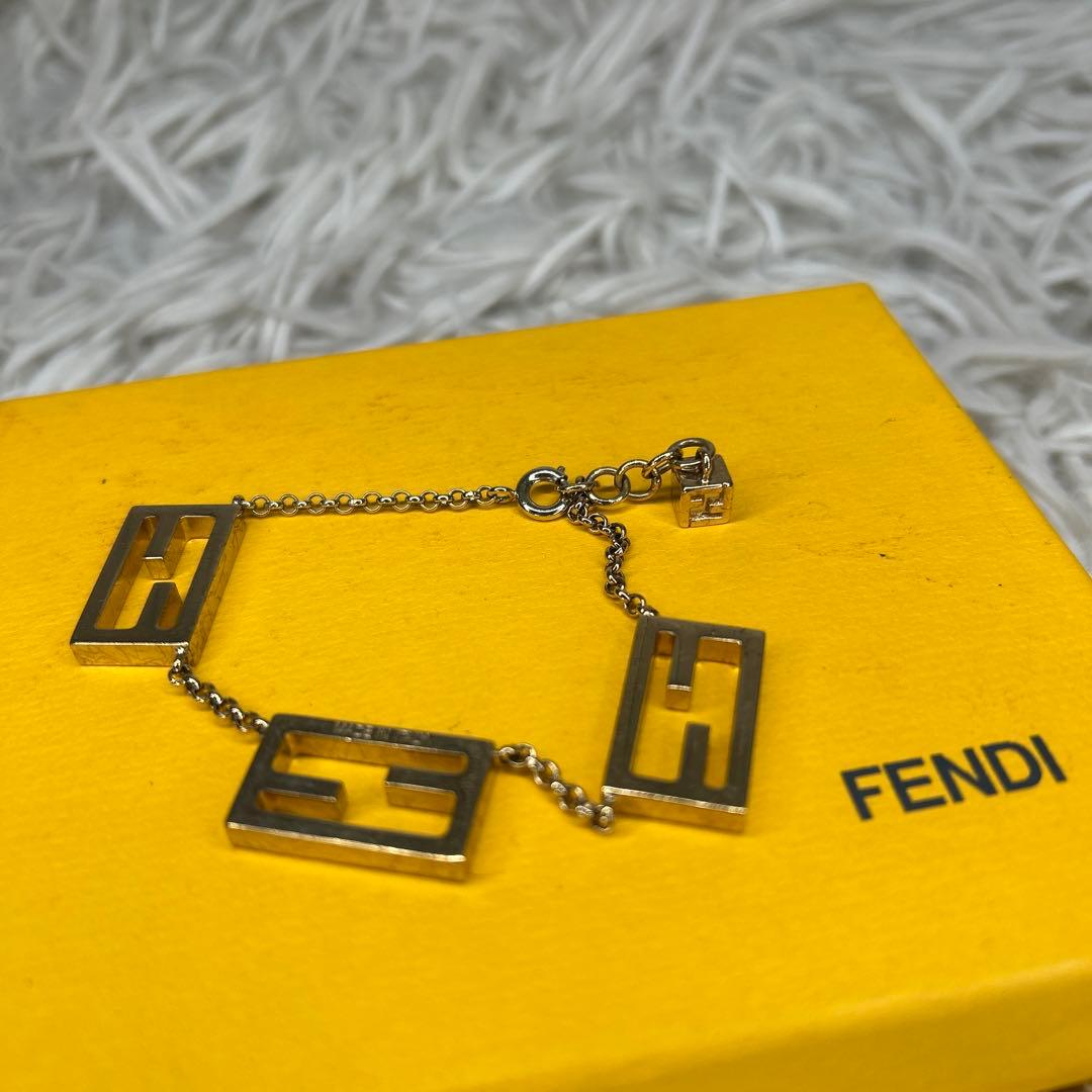 FENDI フェンディ ブレスレット マンマバケット　マンマ　FF ロゴ　金