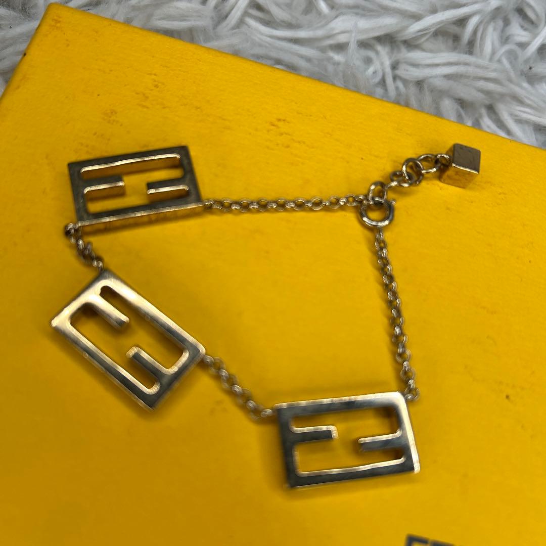 FENDI フェンディ ブレスレット マンマバケット　マンマ　FF ロゴ　金