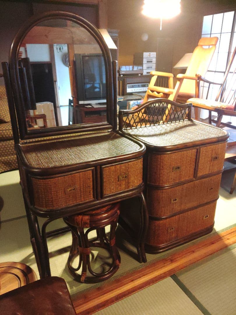 希少　ラタン　藤　ドレッサー　鏡台　真鍮　アンティーク　ラック　キャビネット