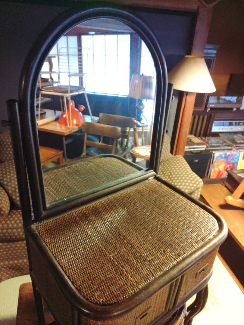 希少　ラタン　藤　ドレッサー　鏡台　真鍮　アンティーク　ラック　キャビネット