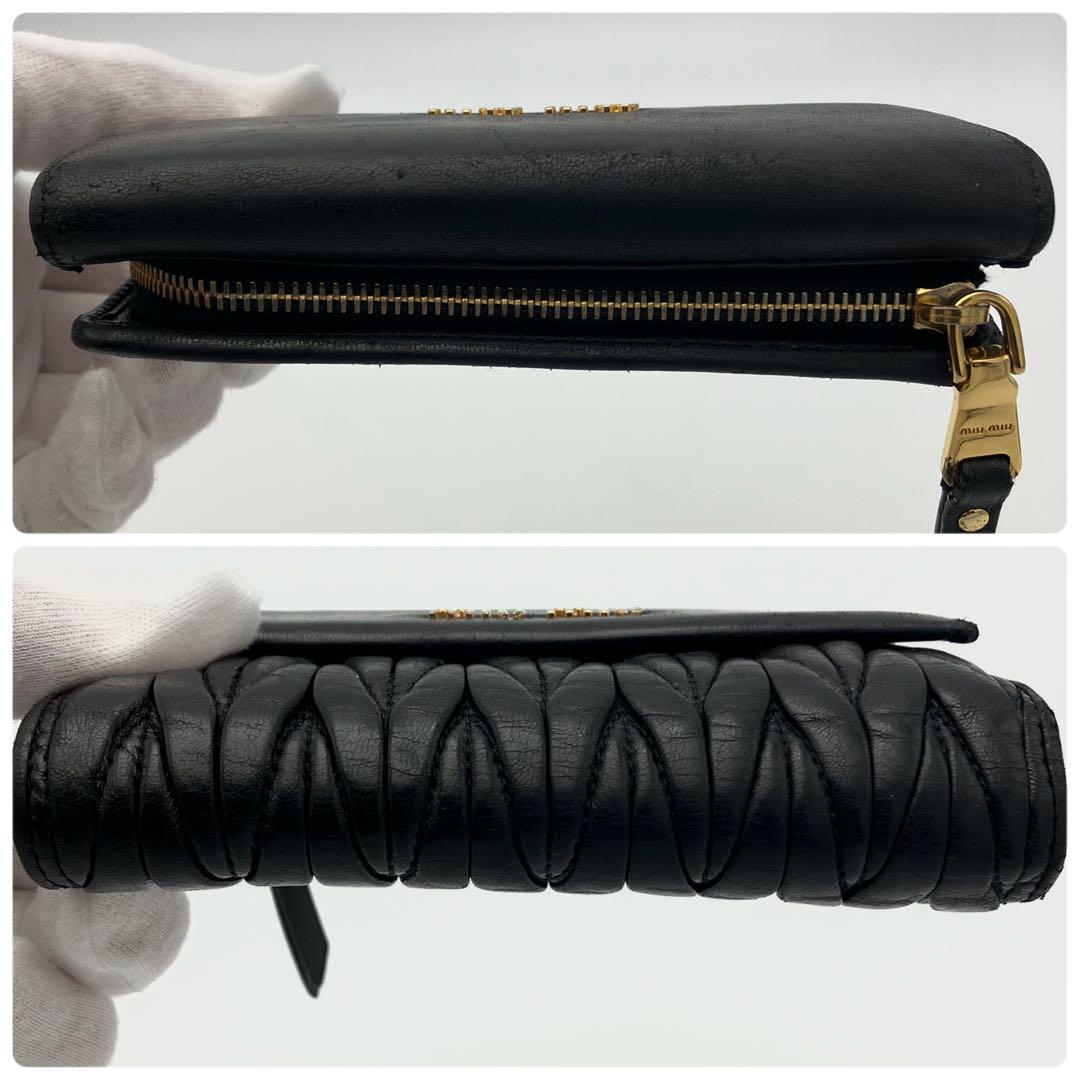 ミュウミュウ 三つ折り財布 マテラッセ L字ジップ ロゴ金具 レザー ブラック