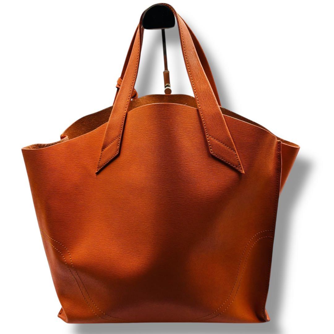 FURLA フルラ カプリッチョ トートバッグ レザー A4 肩掛け オレンジ