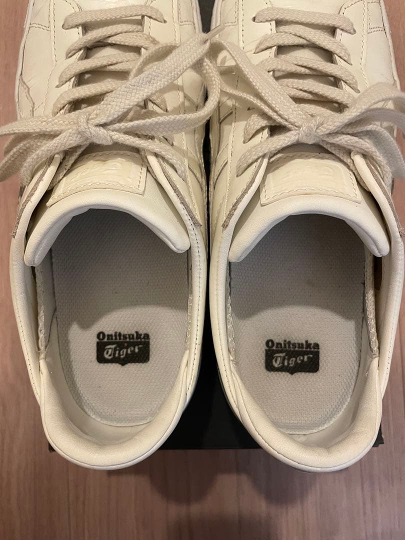 Onitsuka Tiger オニツカタイガー FABRE ホワイトスニーカー