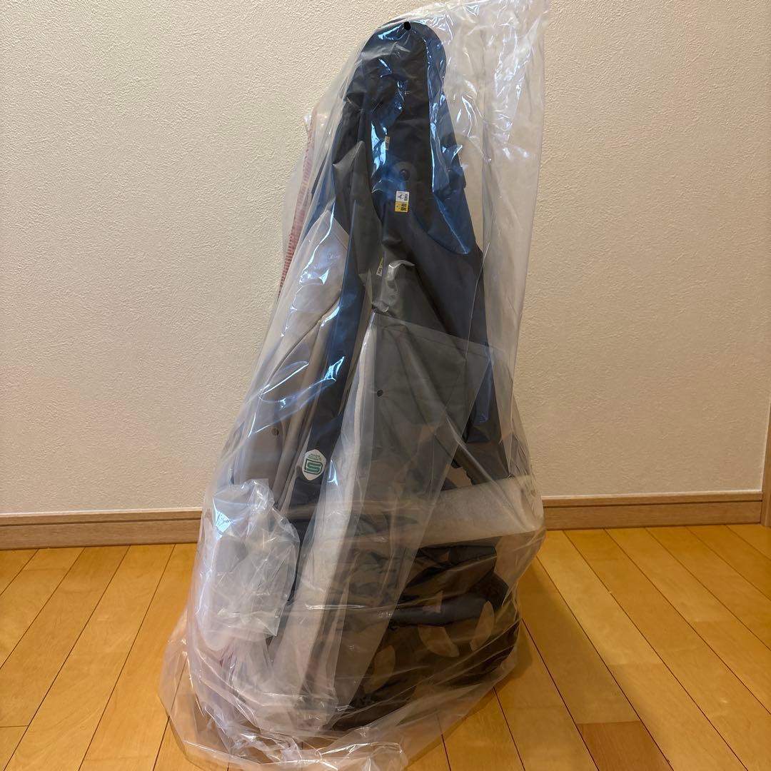 【新品未使用】アップリカ ルーチェフリー ライトベージュ
