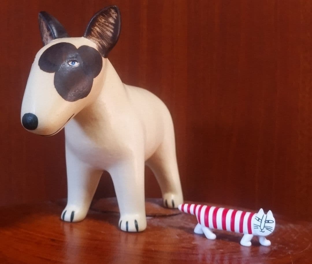 リサラーソン ケンネルブルテリア 左目ブチ マイキーガチャ 北欧