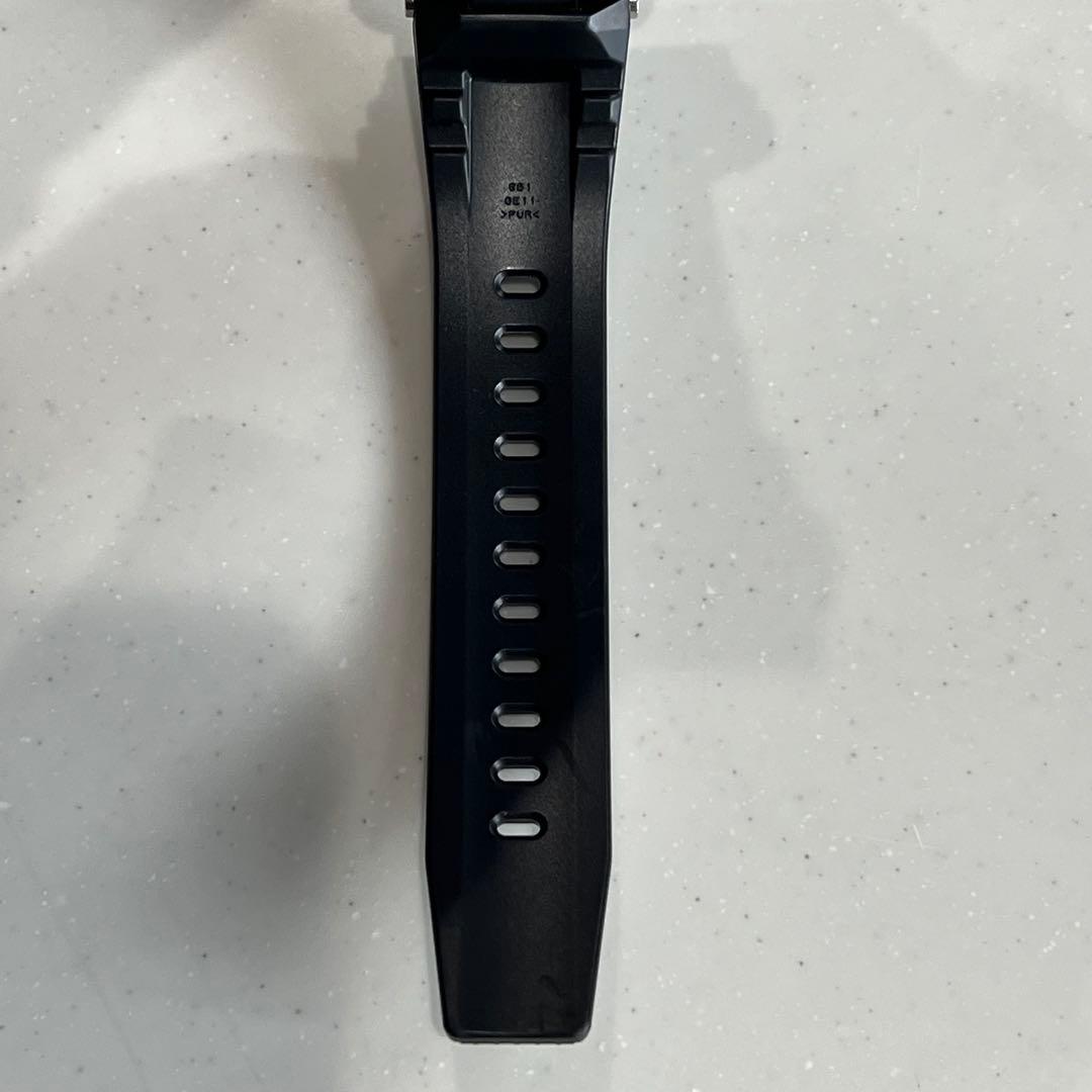 【新品同様】G-SHOCK GST-W100G　電波ソーラー　メンズ　腕時計