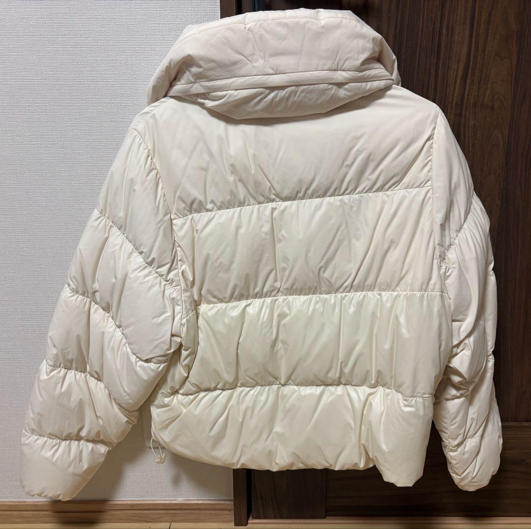 アディダス Regen ショートジャケット クロップド ダウン