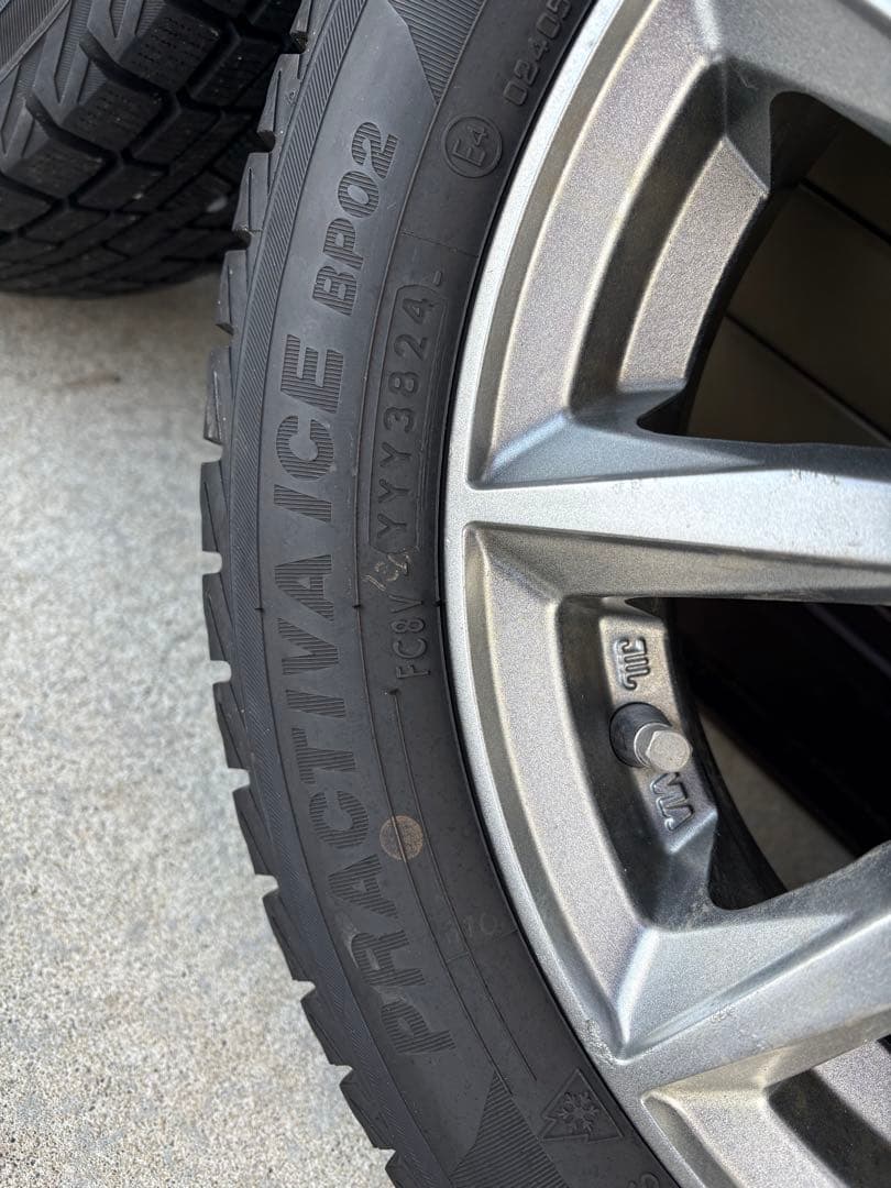 24年製　スタッドレスタイヤ プラクティバ　ヨコハマ　155/65R14